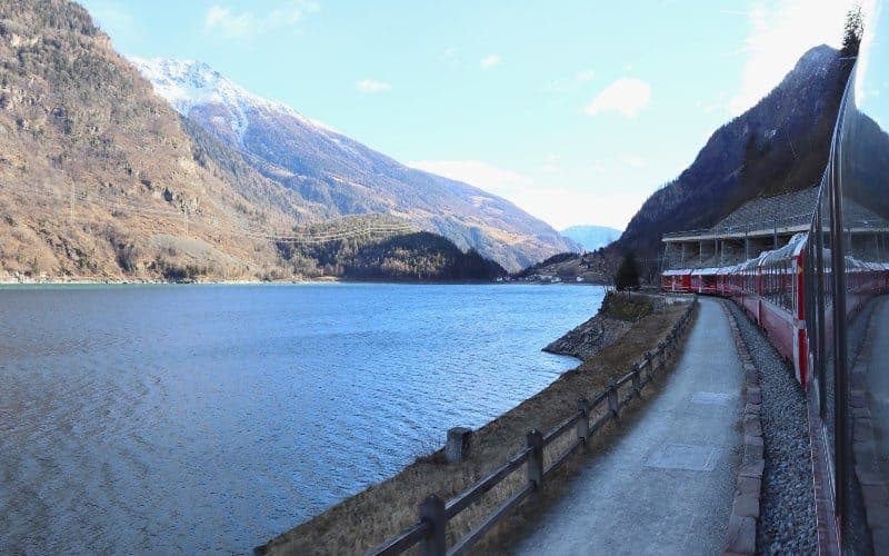 Bernina- & Glacier-Express im Winter 33