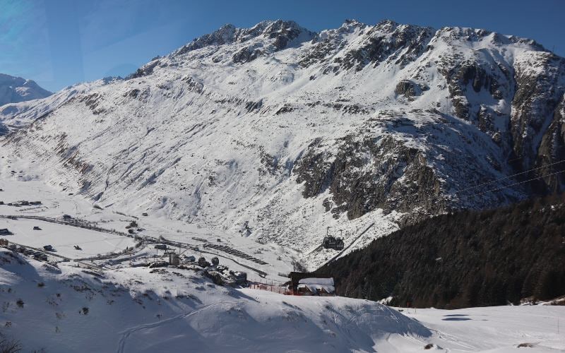 Bernina- & Glacier-Express im Winter 55