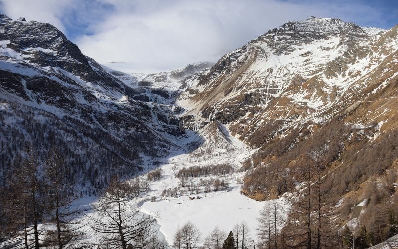 Bernina- & Glacier-Express im Winter 23