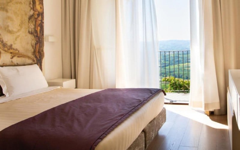 RH_511_Piemont_Castello di Santa Vittoria_800x500 Pfingsten im Piemont 2